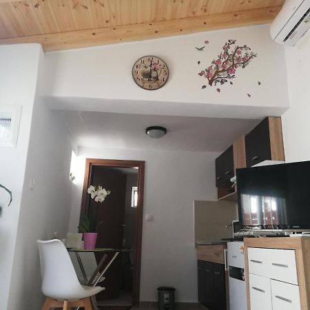 Small Studio With Yard La Canea Exterior foto